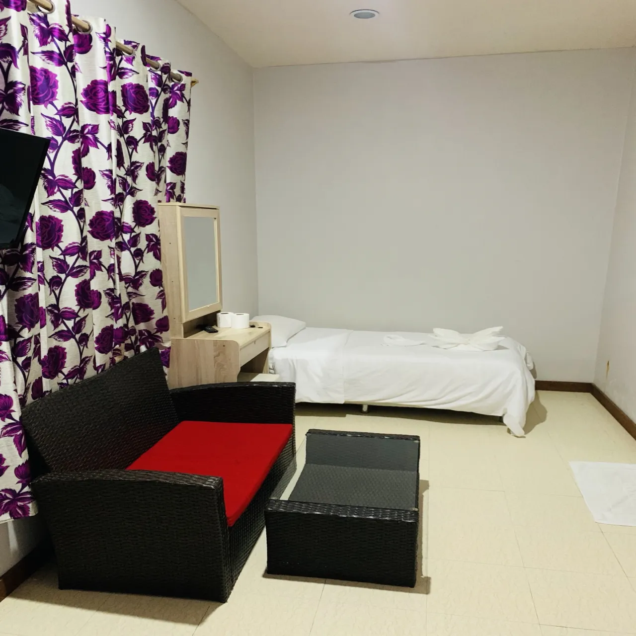 Room at Jerry's Dive Lodge on Rasdhoo, Maldives