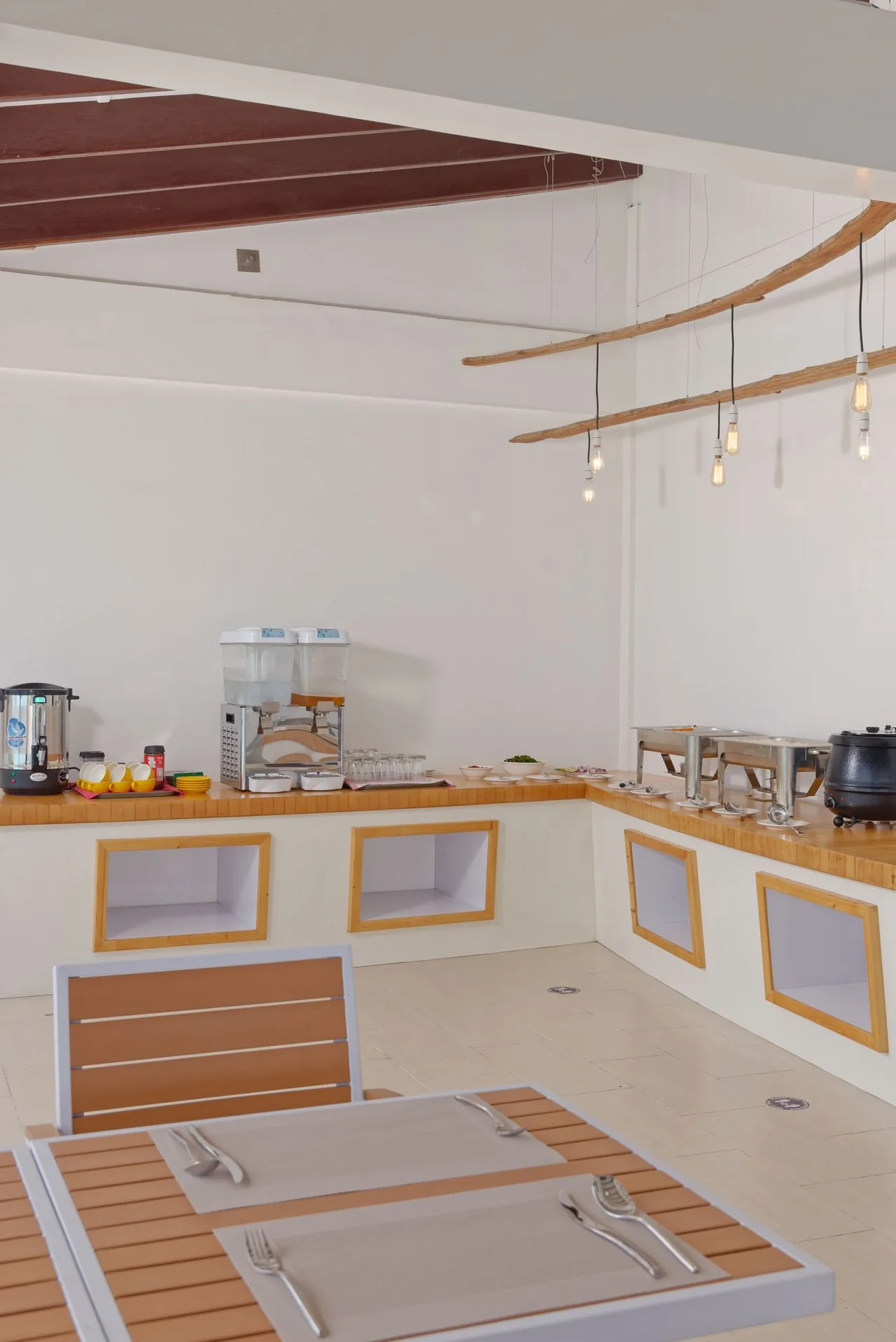 Breakfast area at Luau Beach Inn