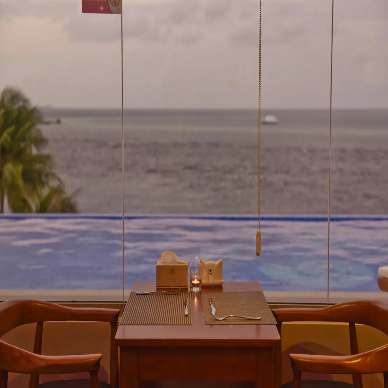 Bar at Season Paradise on Thulusdhoo, Maldives