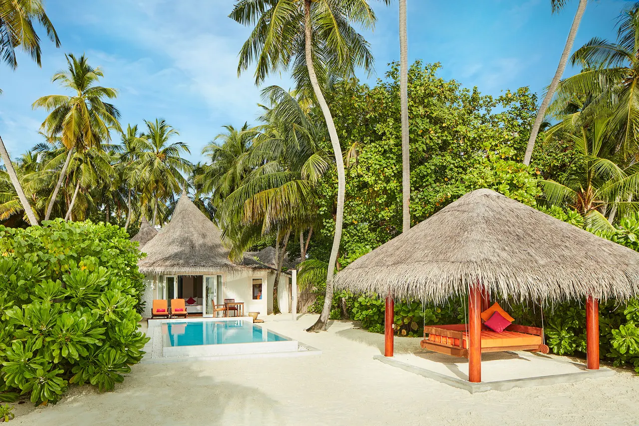 Grand beach villa pool at Sun Siyam Vilu Reef, Maldives