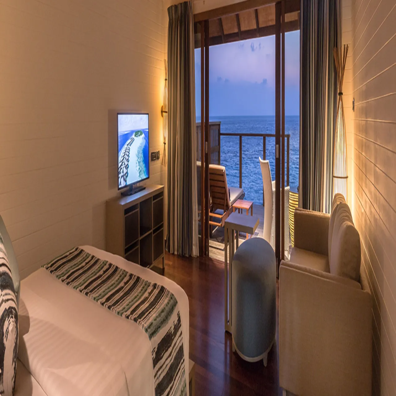 Room Romantic Ocean Villa at Vilamendhoo Island Resort & Spa on Vilamendhoo, Maldives
