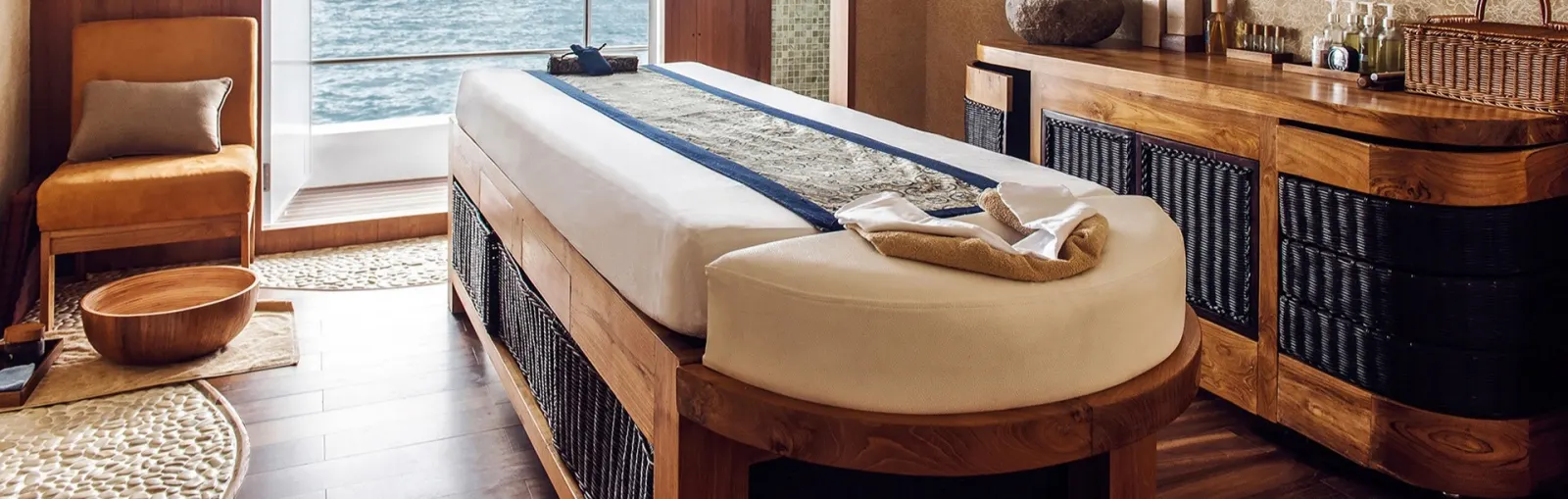 Spa treatment room aboard Scubaspa